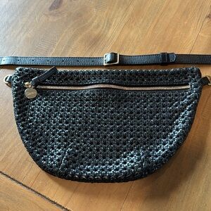 Clare v grande Fanny (read description)